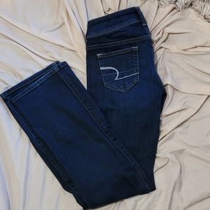 AMERICAN EAGLE SLIM BOOT JEANS VIVID DARK 0 SHORT